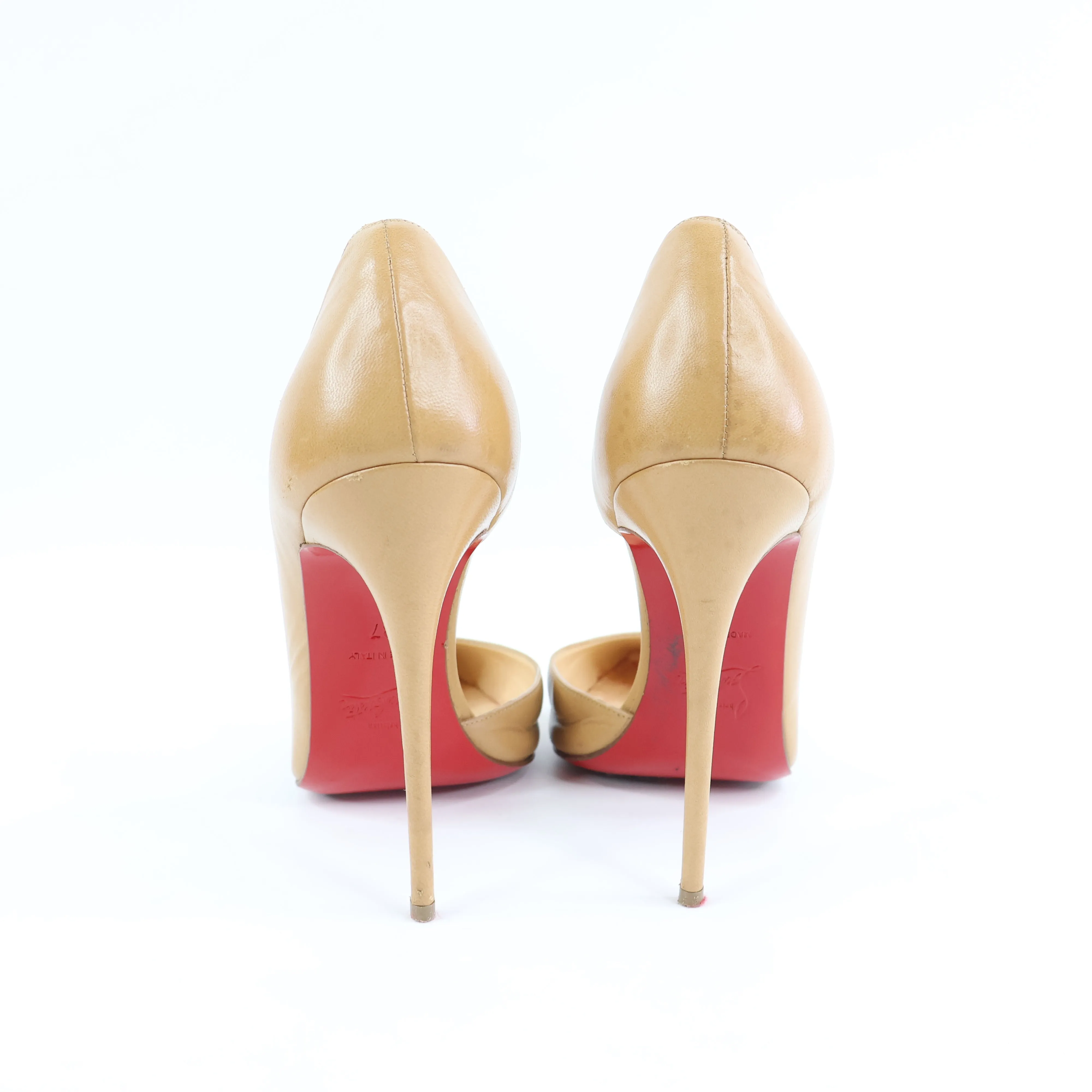 Christian Louboutin Iriza Pumps Beige